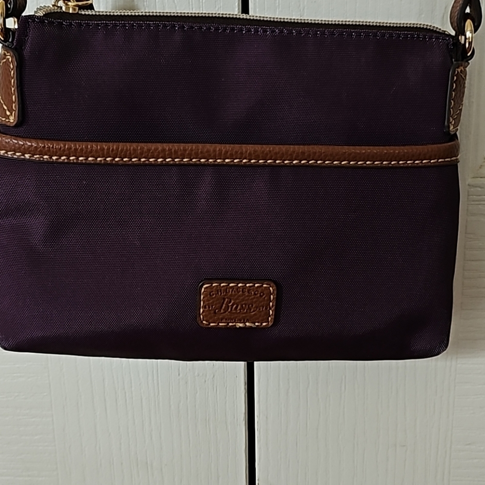 G.H.Bass Crossbody Purse. Leather Trim